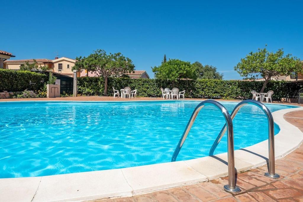 House In Residence With Swimming Pool 2 Km From The Sea Мурта-Марія Екстер'єр фото