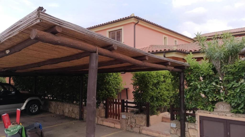 House In Residence With Swimming Pool 2 Km From The Sea Мурта-Марія Екстер'єр фото